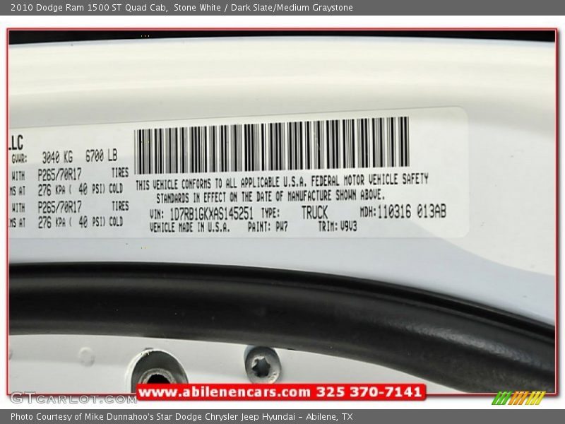 Stone White / Dark Slate/Medium Graystone 2010 Dodge Ram 1500 ST Quad Cab
