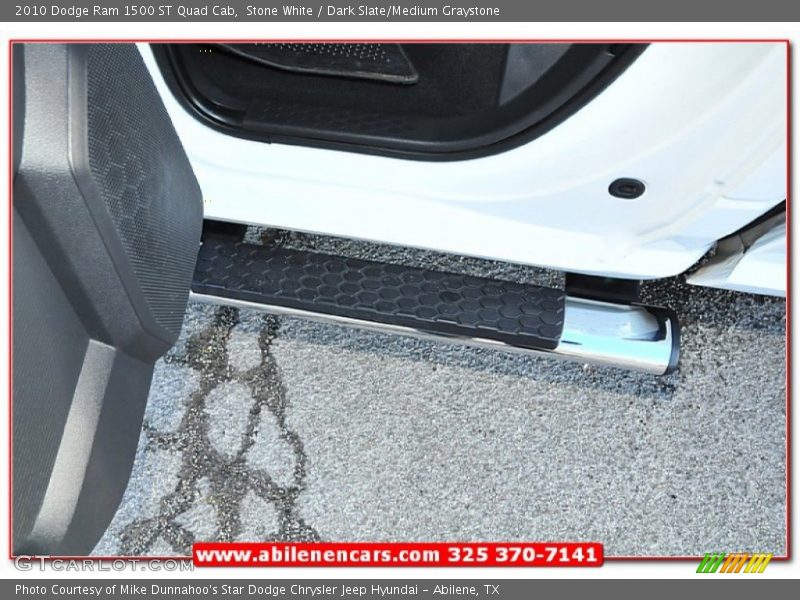 Stone White / Dark Slate/Medium Graystone 2010 Dodge Ram 1500 ST Quad Cab