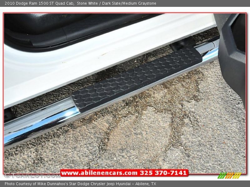 Stone White / Dark Slate/Medium Graystone 2010 Dodge Ram 1500 ST Quad Cab