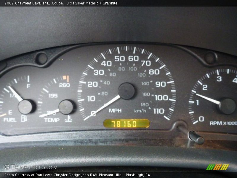 Ultra Silver Metallic / Graphite 2002 Chevrolet Cavalier LS Coupe