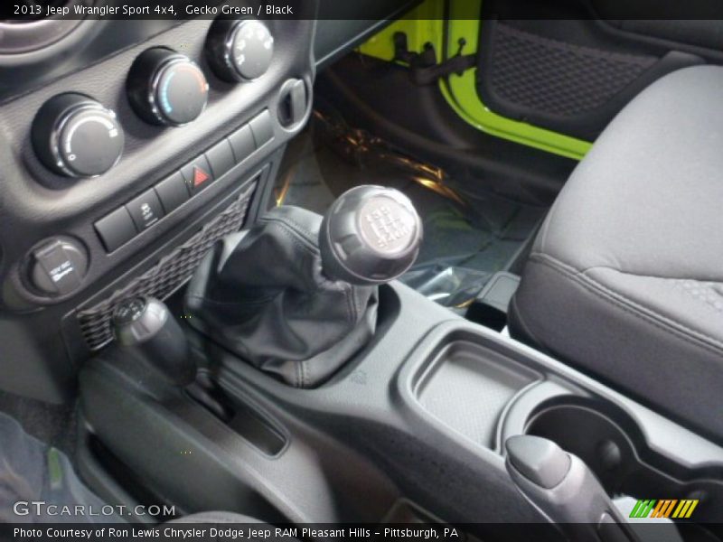 Gecko Green / Black 2013 Jeep Wrangler Sport 4x4
