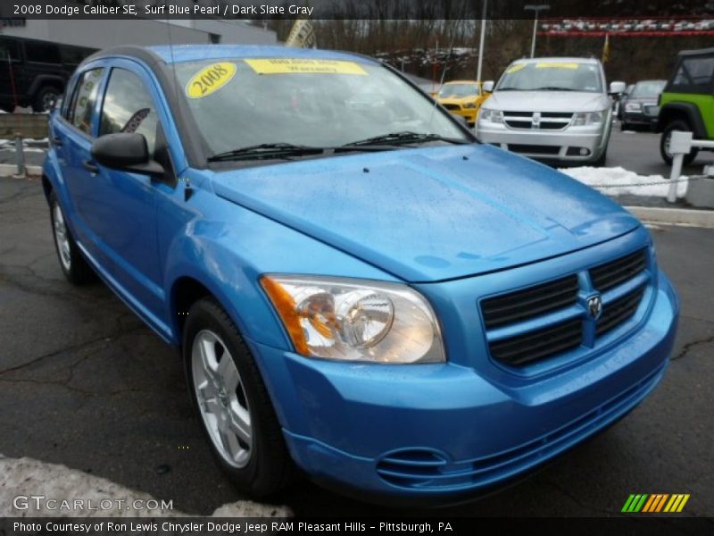 Front 3/4 View of 2008 Caliber SE