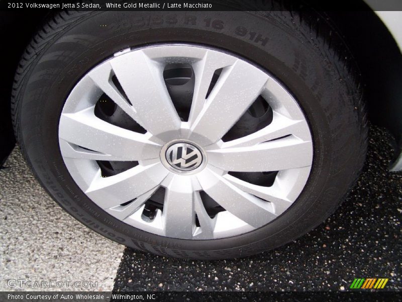 White Gold Metallic / Latte Macchiato 2012 Volkswagen Jetta S Sedan