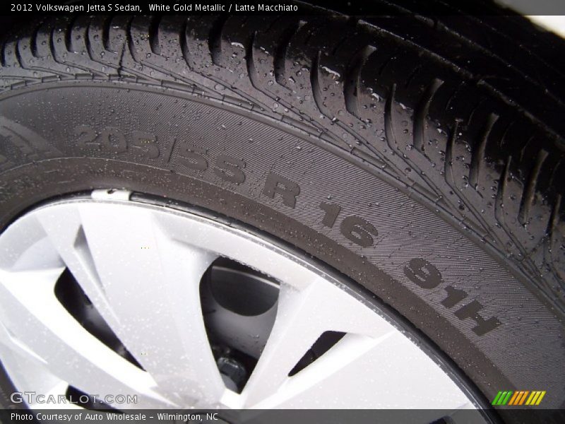 White Gold Metallic / Latte Macchiato 2012 Volkswagen Jetta S Sedan