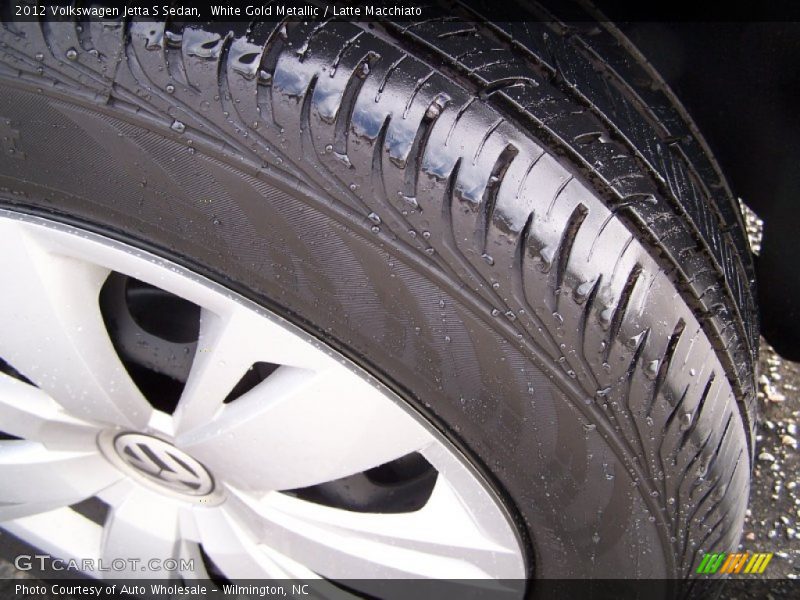 White Gold Metallic / Latte Macchiato 2012 Volkswagen Jetta S Sedan