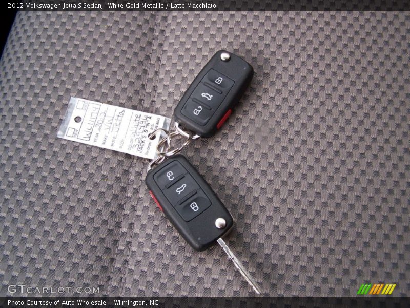 White Gold Metallic / Latte Macchiato 2012 Volkswagen Jetta S Sedan