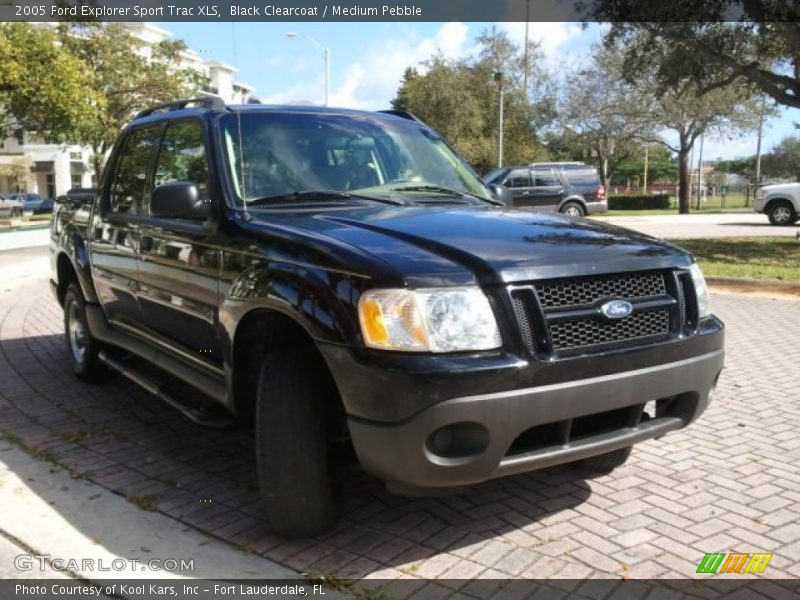 Black Clearcoat / Medium Pebble 2005 Ford Explorer Sport Trac XLS