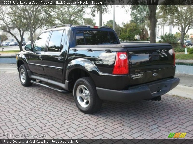 Black Clearcoat / Medium Pebble 2005 Ford Explorer Sport Trac XLS