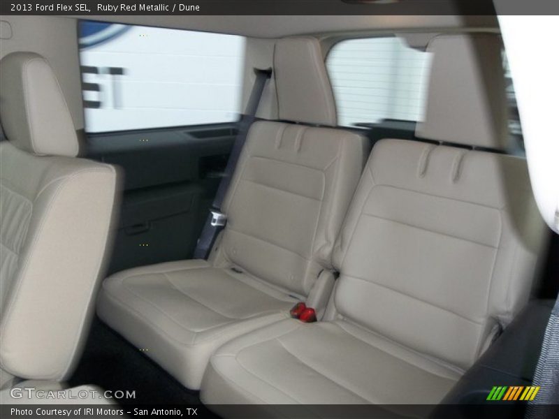 Ruby Red Metallic / Dune 2013 Ford Flex SEL