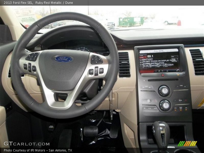 Dashboard of 2013 Flex SEL