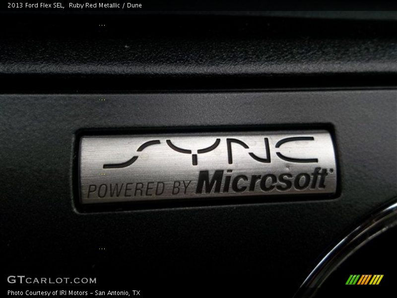 Ruby Red Metallic / Dune 2013 Ford Flex SEL