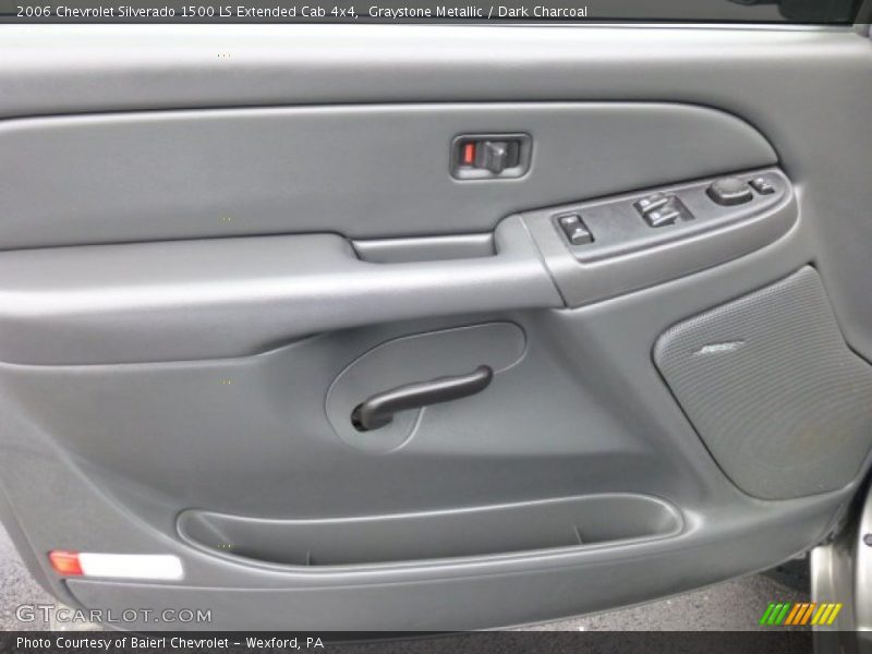 Graystone Metallic / Dark Charcoal 2006 Chevrolet Silverado 1500 LS Extended Cab 4x4