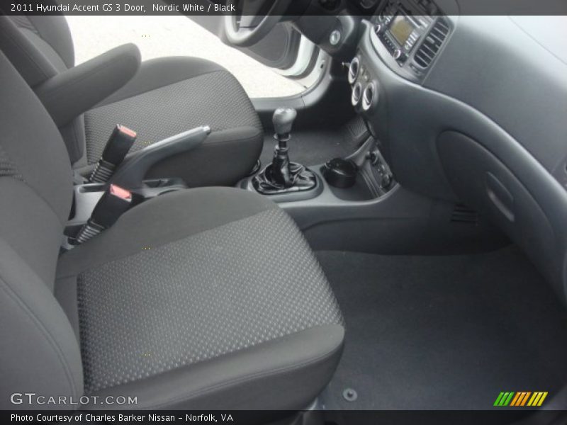 Nordic White / Black 2011 Hyundai Accent GS 3 Door