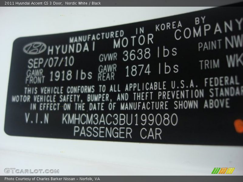 Nordic White / Black 2011 Hyundai Accent GS 3 Door