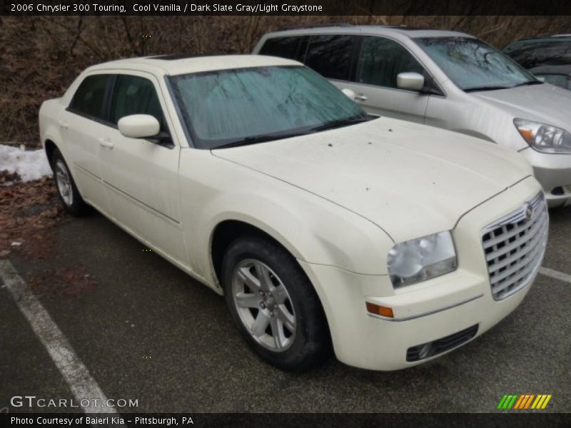 Front 3/4 View of 2006 300 Touring
