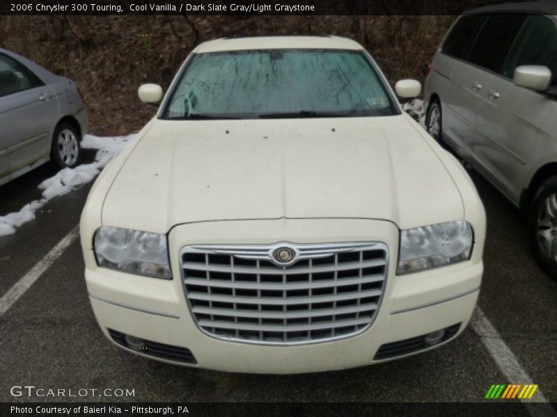 Cool Vanilla / Dark Slate Gray/Light Graystone 2006 Chrysler 300 Touring