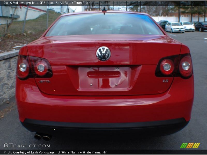 Salsa Red / Titan Black 2010 Volkswagen Jetta SE Sedan
