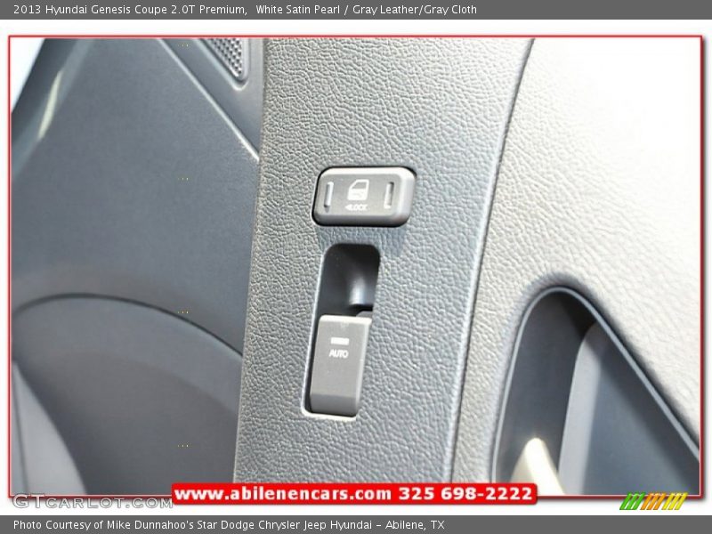 White Satin Pearl / Gray Leather/Gray Cloth 2013 Hyundai Genesis Coupe 2.0T Premium
