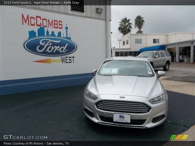 Ingot Silver Metallic / Earth Gray 2013 Ford Fusion S