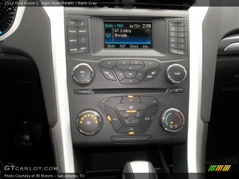 Ingot Silver Metallic / Earth Gray 2013 Ford Fusion S