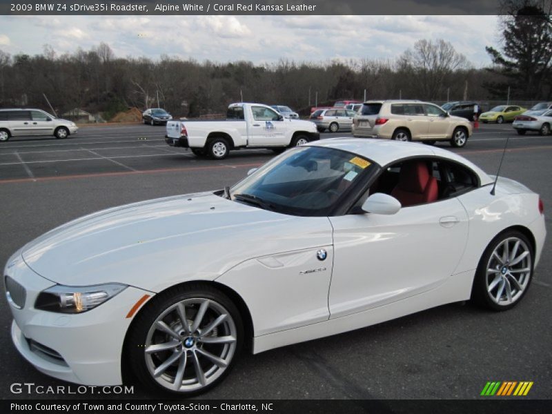 Front 3/4 View of 2009 Z4 sDrive35i Roadster