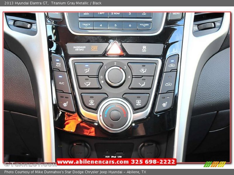 Titanium Gray Metallic / Black 2013 Hyundai Elantra GT