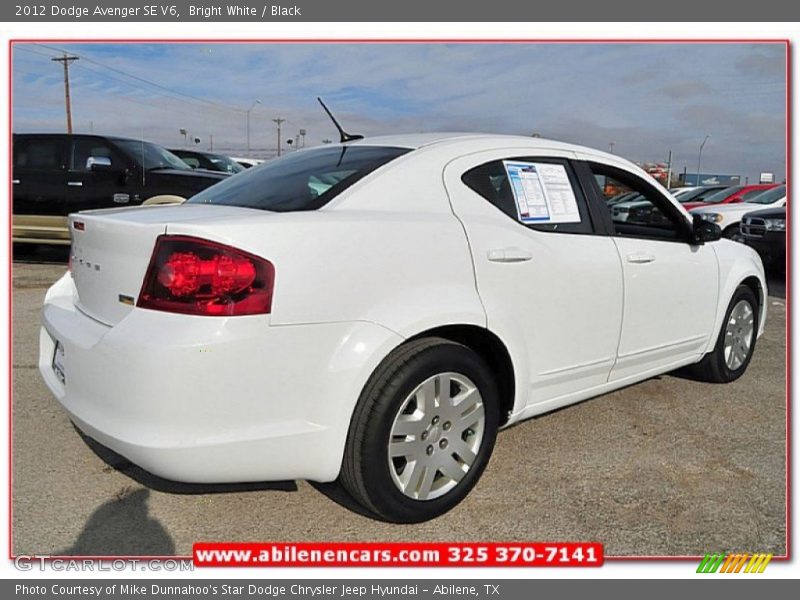 Bright White / Black 2012 Dodge Avenger SE V6