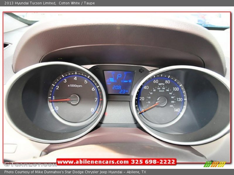 Cotton White / Taupe 2013 Hyundai Tucson Limited
