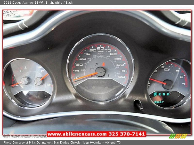 Bright White / Black 2012 Dodge Avenger SE V6