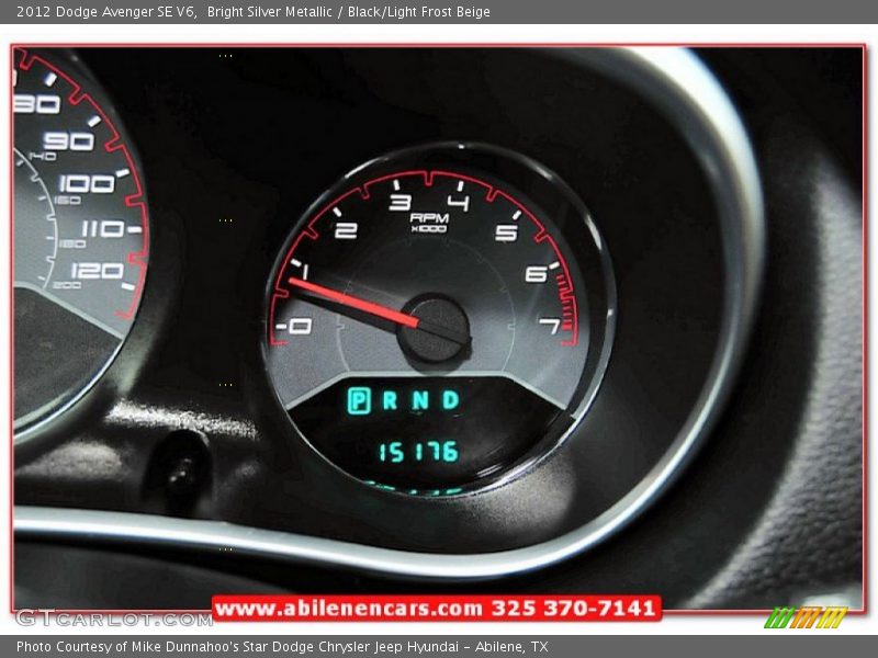 Bright Silver Metallic / Black/Light Frost Beige 2012 Dodge Avenger SE V6