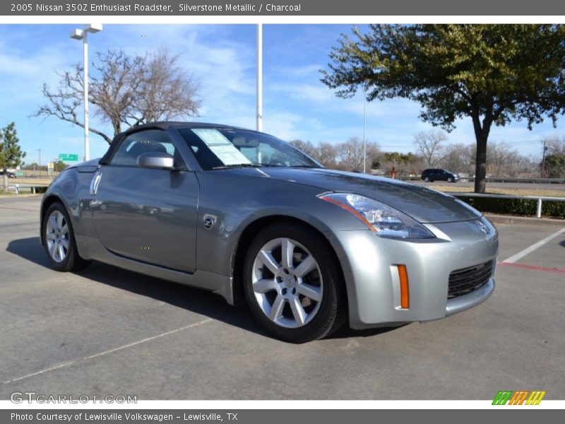 Front 3/4 View of 2005 350Z Enthusiast Roadster