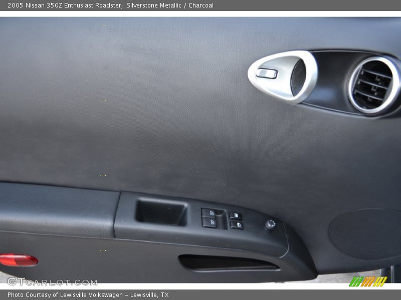 Door Panel of 2005 350Z Enthusiast Roadster