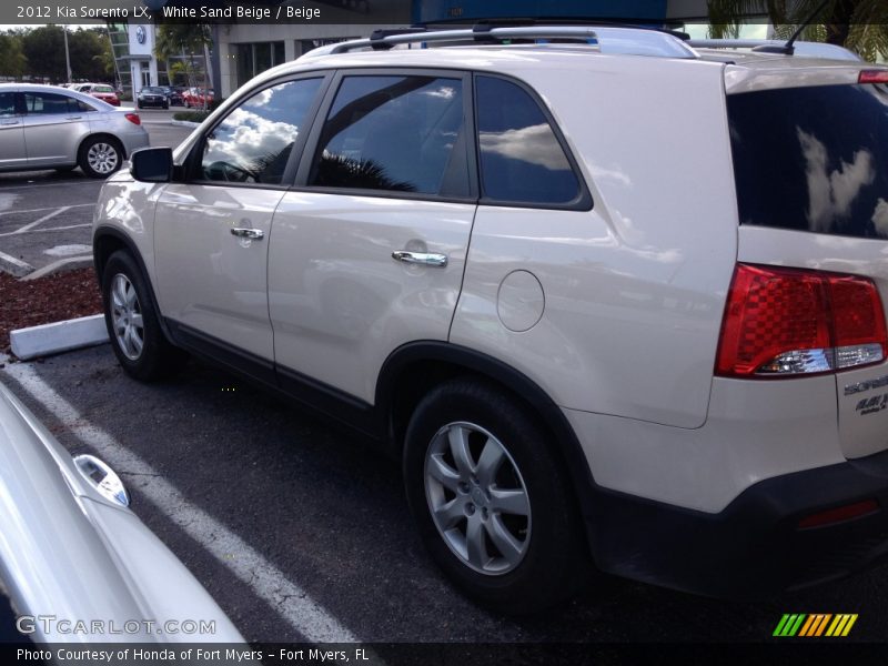 White Sand Beige / Beige 2012 Kia Sorento LX