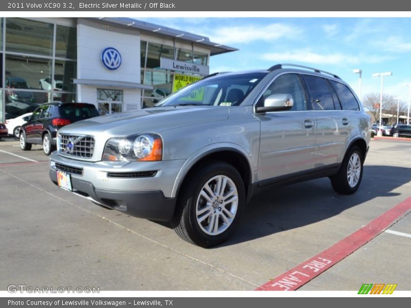 Electric Silver Metallic / Off Black 2011 Volvo XC90 3.2