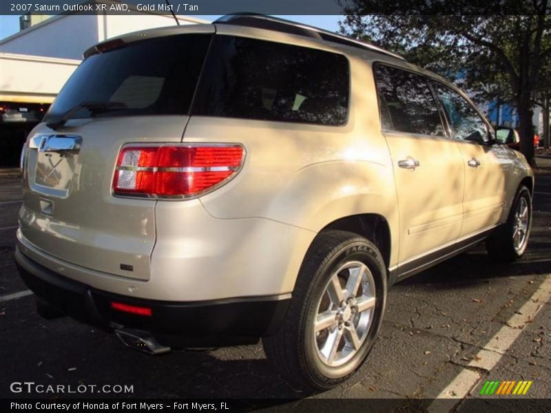 Gold Mist / Tan 2007 Saturn Outlook XR AWD