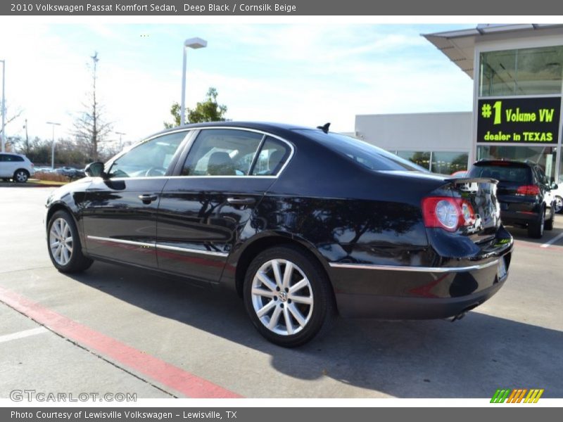 Deep Black / Cornsilk Beige 2010 Volkswagen Passat Komfort Sedan