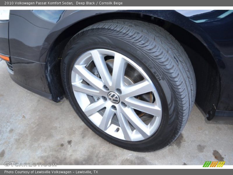 Deep Black / Cornsilk Beige 2010 Volkswagen Passat Komfort Sedan