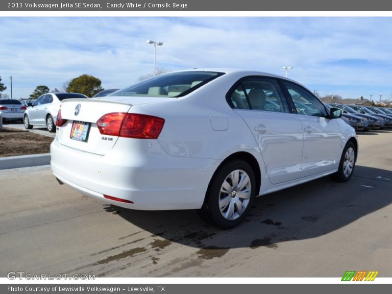 Candy White / Cornsilk Beige 2013 Volkswagen Jetta SE Sedan
