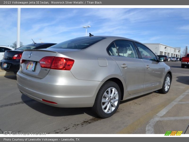 Moonrock Silver Metallic / Titan Black 2013 Volkswagen Jetta SE Sedan