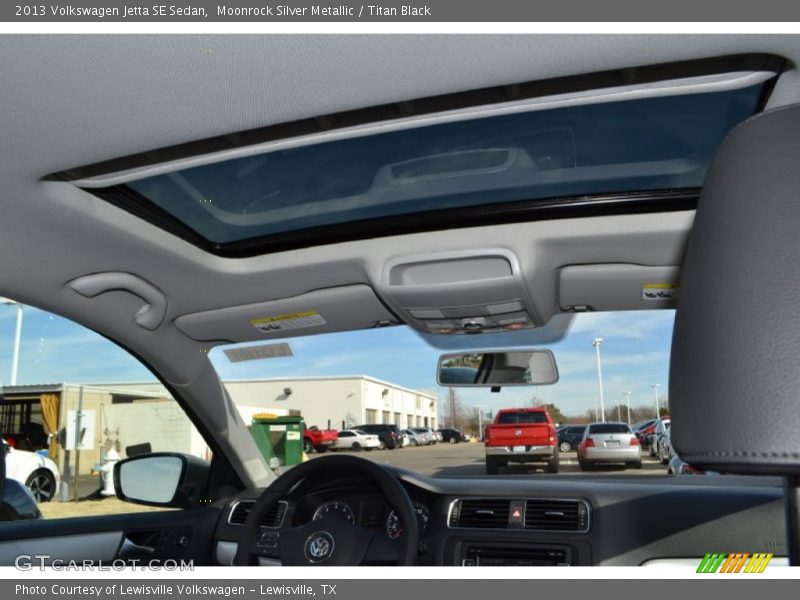 Moonrock Silver Metallic / Titan Black 2013 Volkswagen Jetta SE Sedan