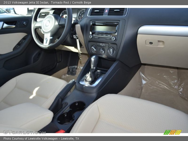 Tornado Red / Cornsilk Beige 2013 Volkswagen Jetta SE Sedan