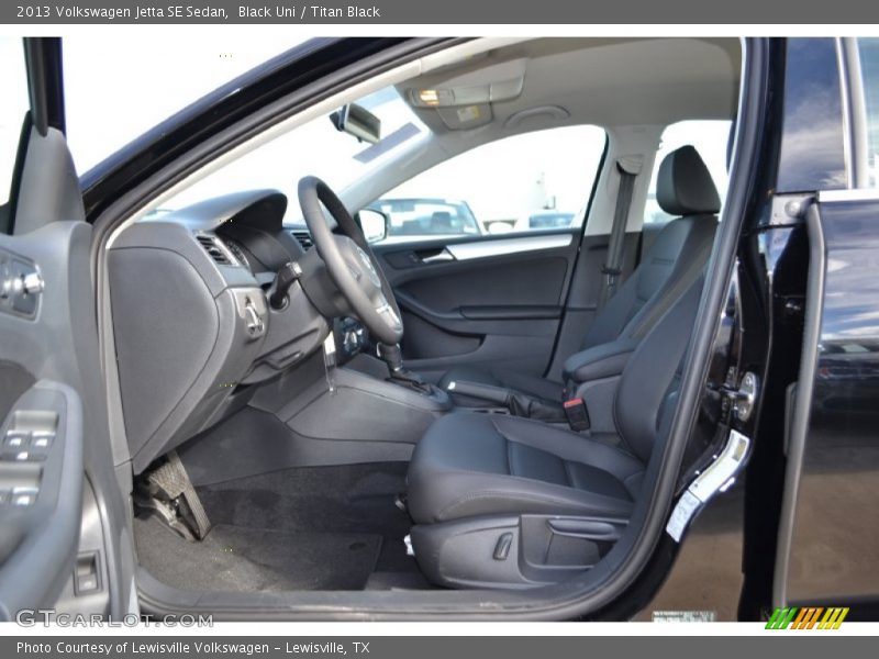 Black Uni / Titan Black 2013 Volkswagen Jetta SE Sedan