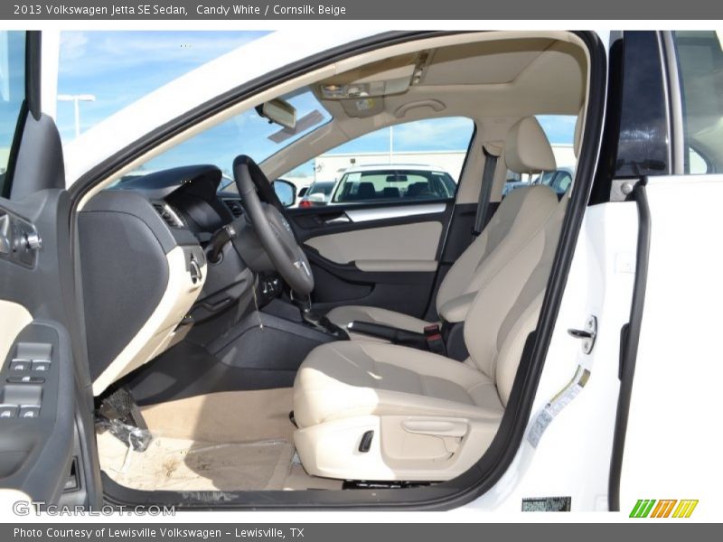 Candy White / Cornsilk Beige 2013 Volkswagen Jetta SE Sedan