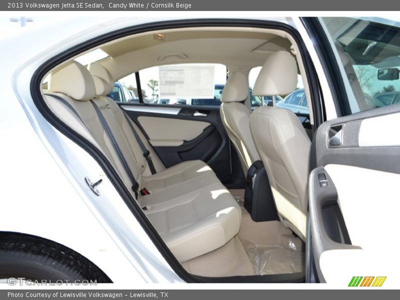 Candy White / Cornsilk Beige 2013 Volkswagen Jetta SE Sedan