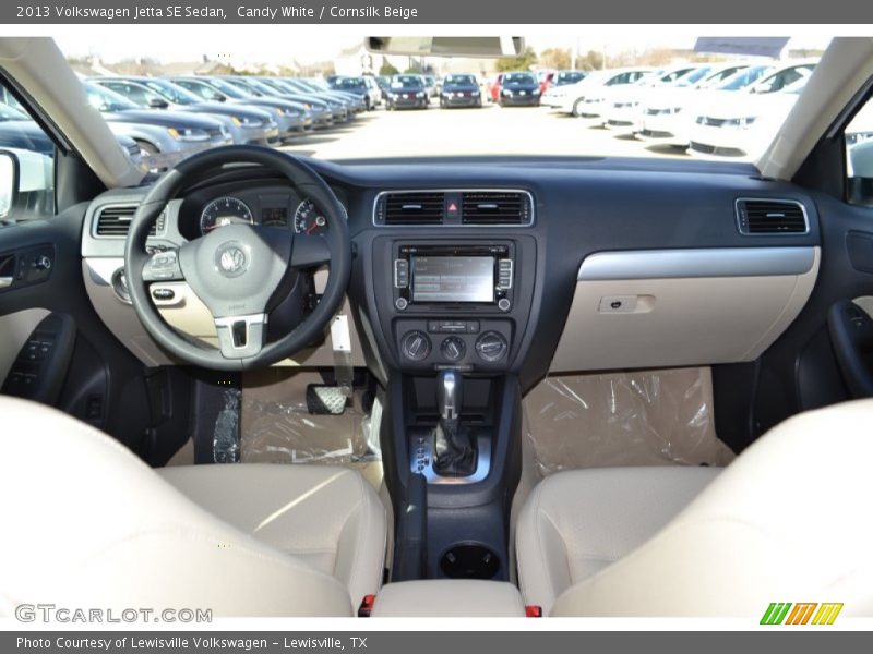 Candy White / Cornsilk Beige 2013 Volkswagen Jetta SE Sedan