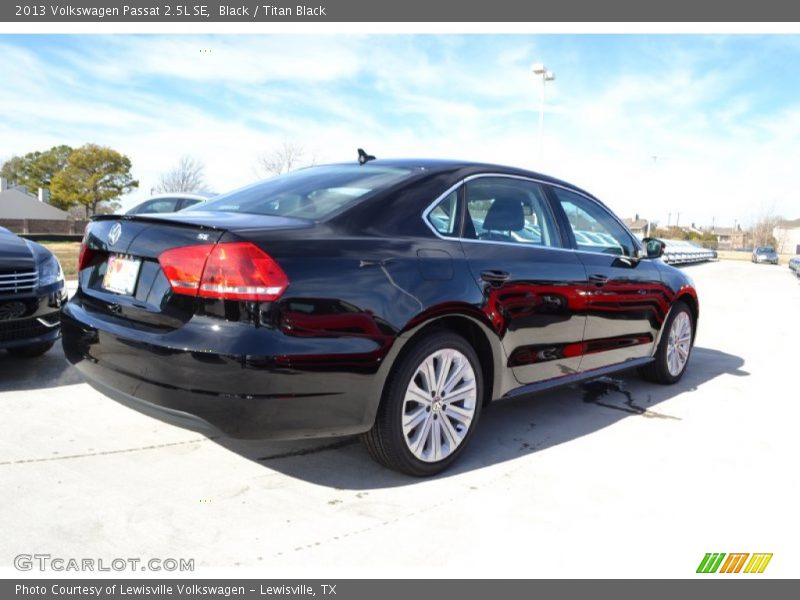 Black / Titan Black 2013 Volkswagen Passat 2.5L SE