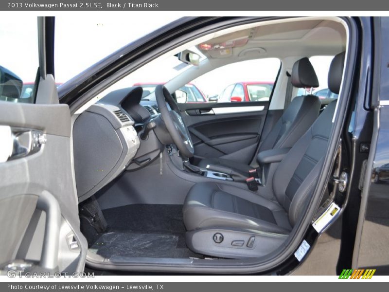 Black / Titan Black 2013 Volkswagen Passat 2.5L SE