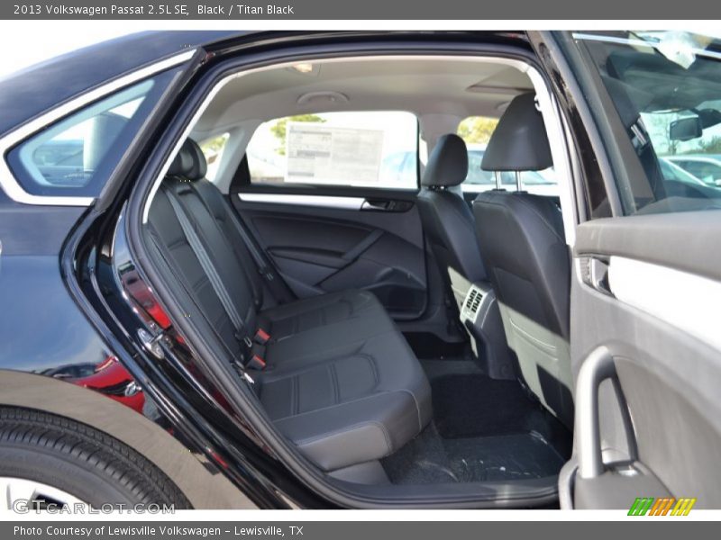 Black / Titan Black 2013 Volkswagen Passat 2.5L SE