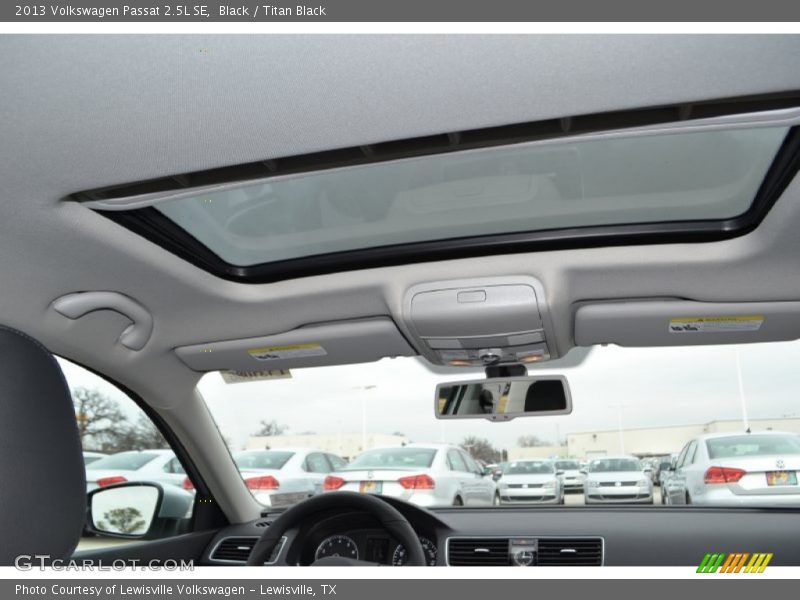 Black / Titan Black 2013 Volkswagen Passat 2.5L SE