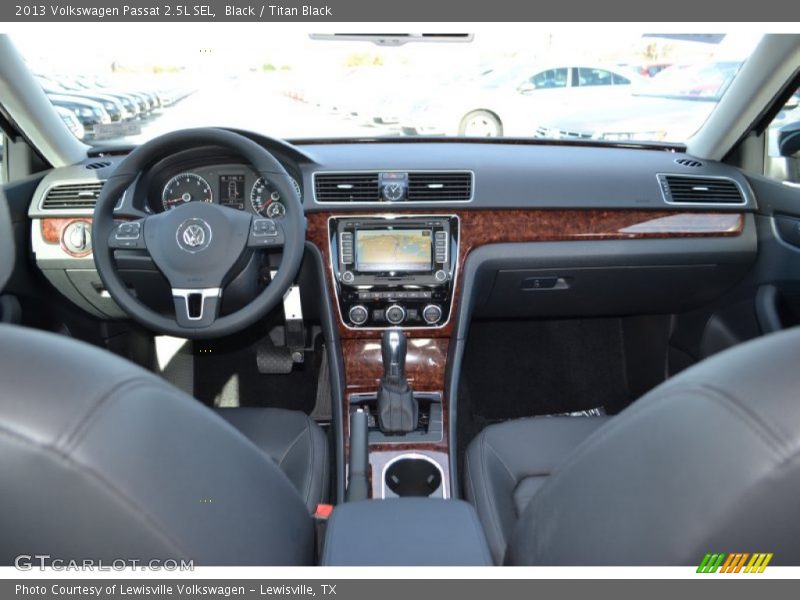 Black / Titan Black 2013 Volkswagen Passat 2.5L SEL